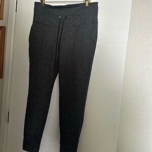 Old Navy Active High Rise Leggings